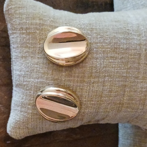 Gold Tone Oval Disc Post Earrings - Picture 1 of 5